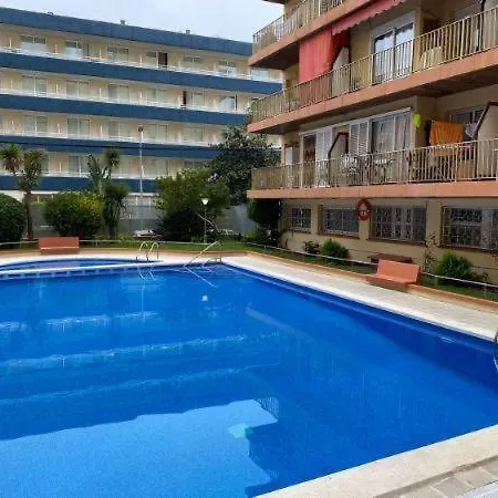 Fantastico Piso Con Terraza En Corazon De Fenals * Lloret de Mar