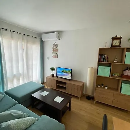 Apartment Fantastico Piso Con Terraza En Corazon De Fenals