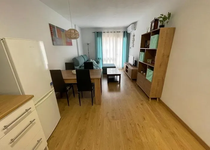 Fantastico Piso Con Piscina En Corazon De Fenals * Lloret de Mar